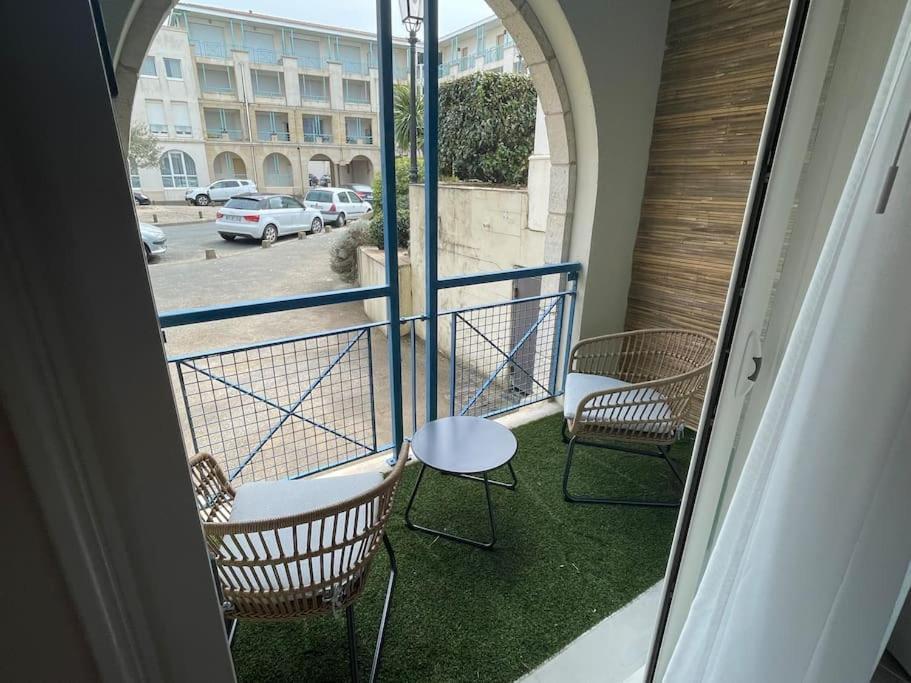 Le Bel Iris - Acces Direct Plage Appartement Châtelaillon-Plage Buitenkant foto